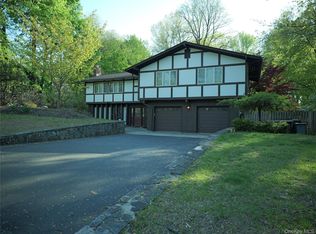 31 Dawn Lane, Suffern, NY 10901