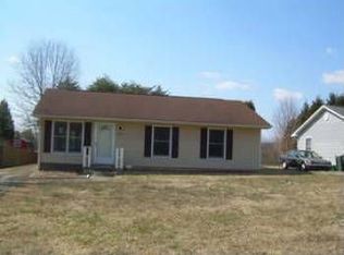 4126 Eisenhower Rd, Winston Salem, NC 27107