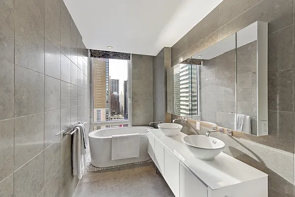 Rented by Nest Seekers International | media 46