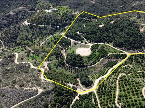 11 Stage Rd, Wildomar, CA 92595