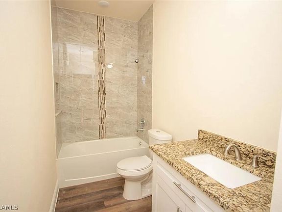 3rd image of 2325 Daniel Ave