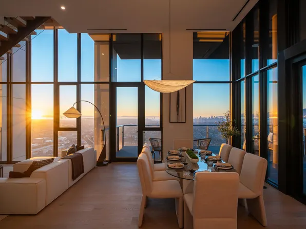 2186 Gilmore Ave N #5106, Burnaby, BC V5C 1V4