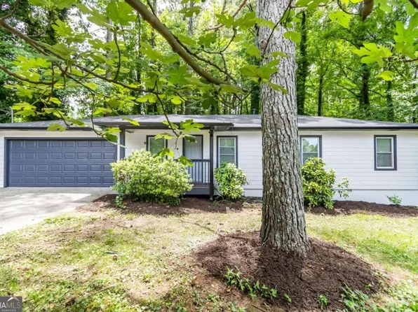 4010 Kennesaw Dr NW, Kennesaw, GA 30152