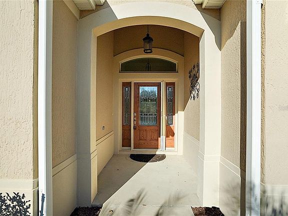 4th image of 3236 Eisenhower Way