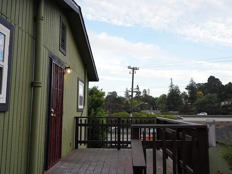 4643 Tulip Ave — Photo 6