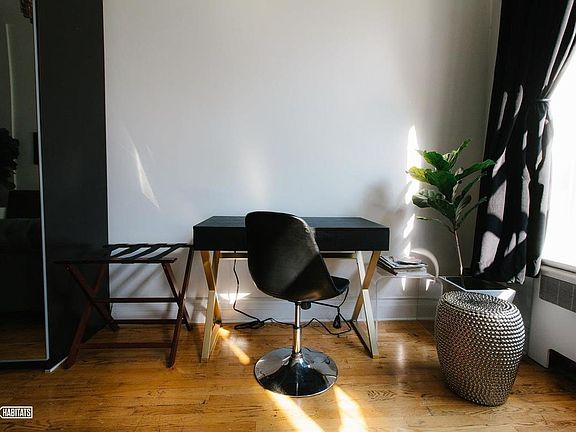 5th image of 33 W 9th St APT 3