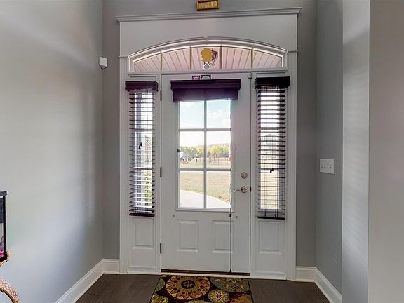 4th image of 3509 Titus Ln