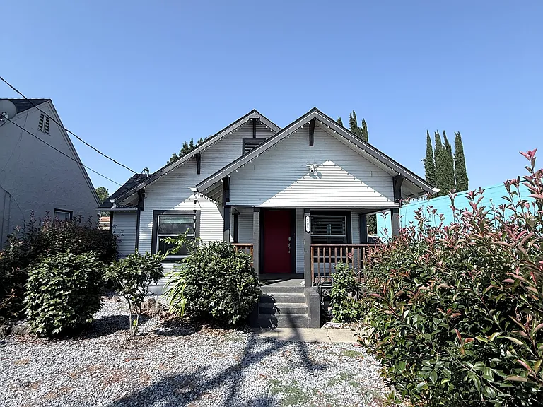 708 Sutter St — Photo 1