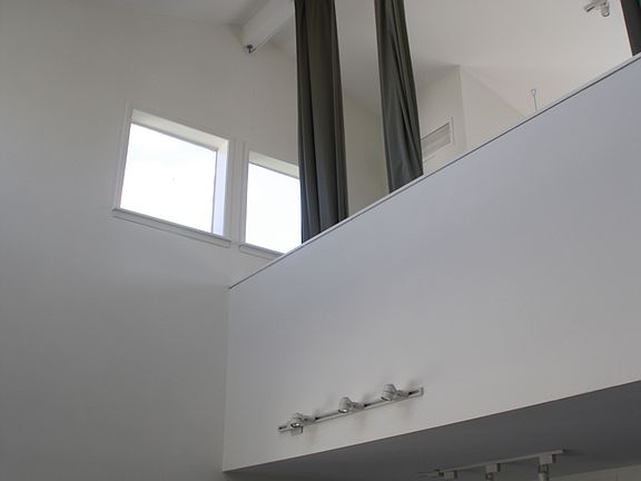 5th image of 209 N Venice Blvd APT 10