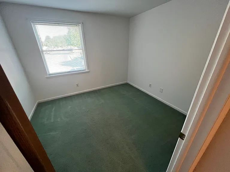 500 Chapel Ct #101 — Photo 6