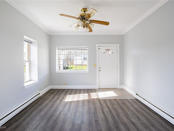 3rd image of 631 Hill St