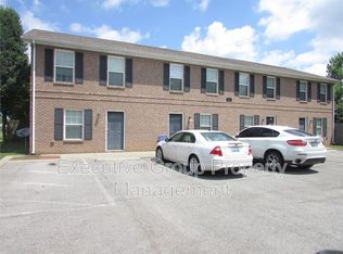 445-1 W Vine St, Radcliff, KY 40160