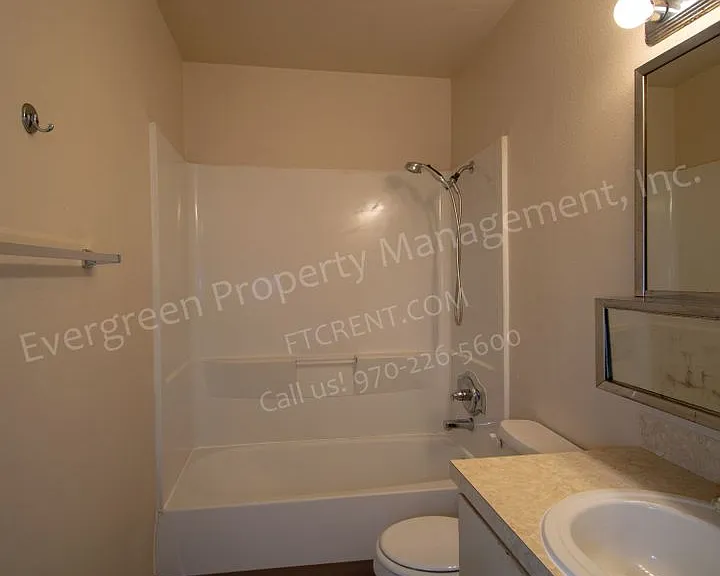 211 N Shields St — Photo 28