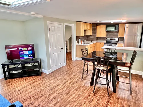 13 Main St #B Photo 1