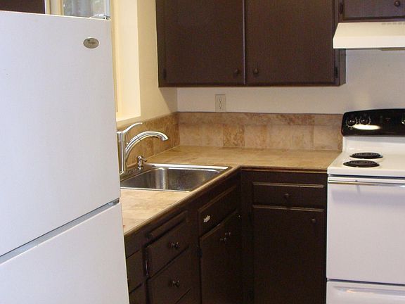 4th image of 4840 S Holden St APT 2
