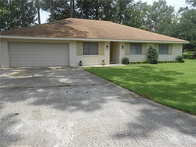 Building Photo - 266 Cindy Lou Pl