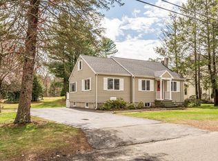 214 Van Norden Rd, Reading, MA 01867