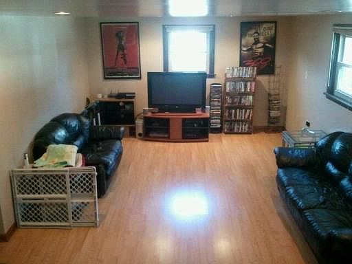 2nd image of 5300 139th St