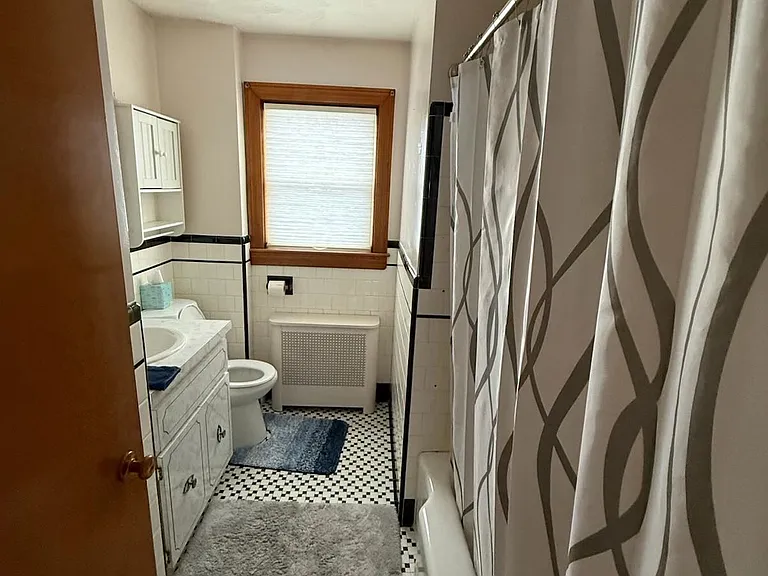 28 Jastram St #30 — Photo 6