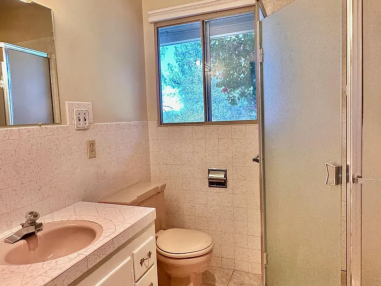 16107 Bitney Springs Rd — Photo 33