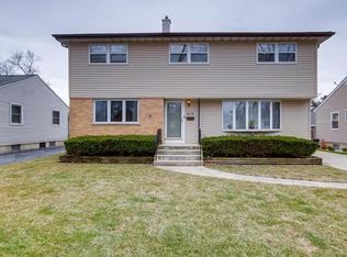 418 N Stewart Ave, Lombard, IL 60148