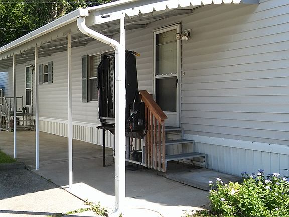 2nd image of 83 Irma Ln