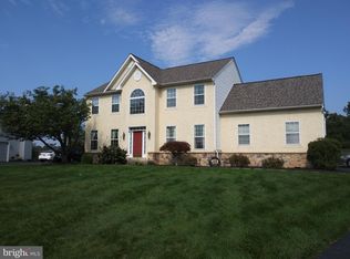137 Connor Dr, Royersford, PA 19468