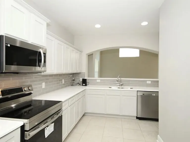 2136 Mulberry Dr — Photo 10