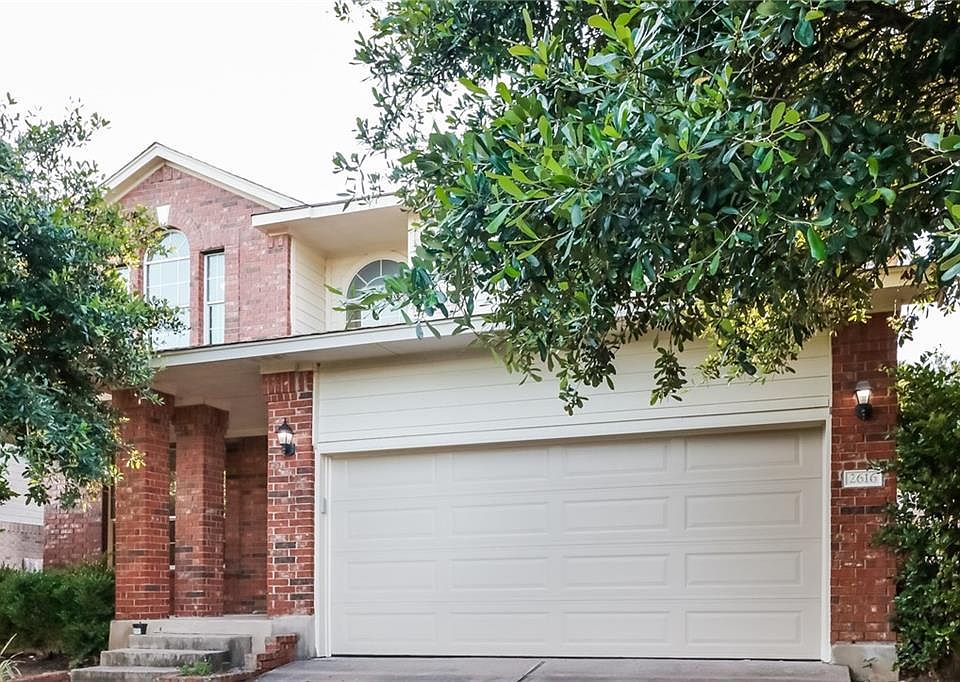 1st image of 2616 Lynnbrook Dr