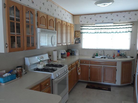 5th image of 502 N Robert St
