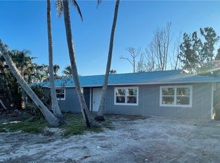 16680 Wisteria Dr, Fort Myers, FL 33908