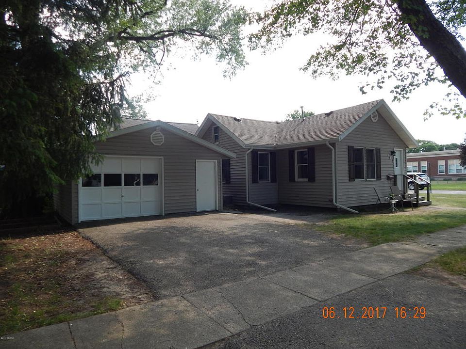 1st image of 401 E Jerolene St