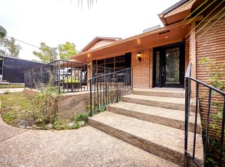 1204 Hillcrest Dr, Ocean Springs, MS 39564