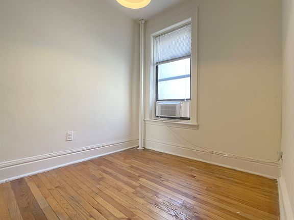 5th image of 338 E 92nd St APT 30