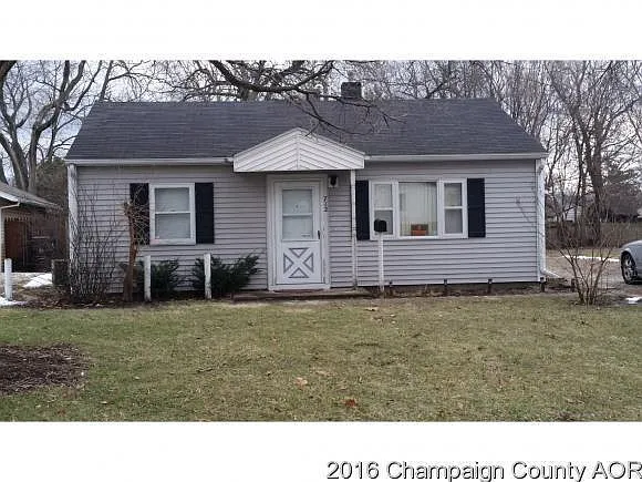 712 Roselyn Dr photo 1