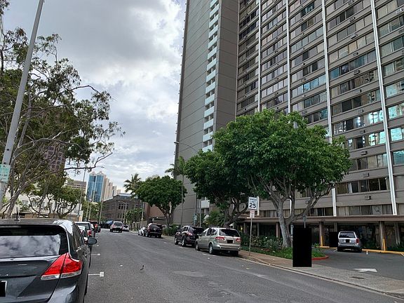 5th image of 55 S Kukui St APT D1003