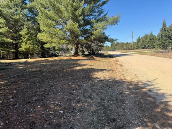 2330 Kirkland Dr, Grayling, MI 49738