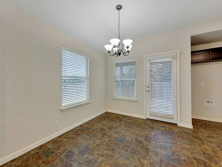 116 Encina Cv — Photo 9