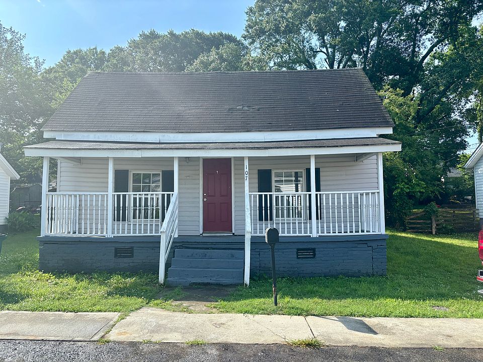 2nd image of 107 2nd St