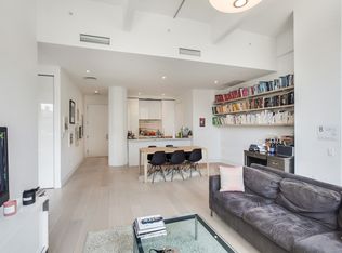 338 Berry St APT 3E, Brooklyn, NY 11249