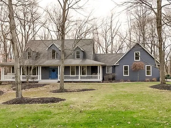 11 Fox Chase Dr, Mount Vernon, OH 43050