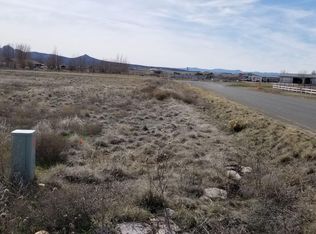 25560 N Burgundy Way, Paulden, AZ 86334