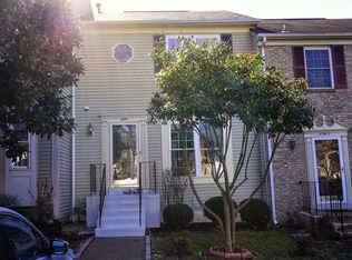 6747 Jenny Leigh Ct, Centreville, VA 20121
