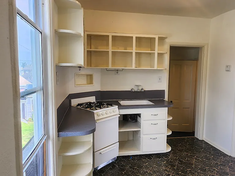 3703 S 7th St #3 — Photo 3