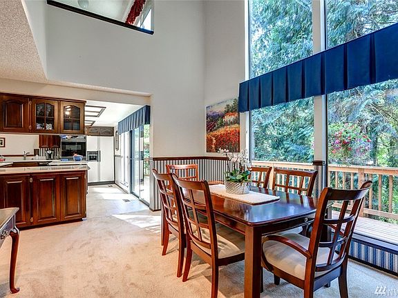 4th image of 9504 31st Street Ct E