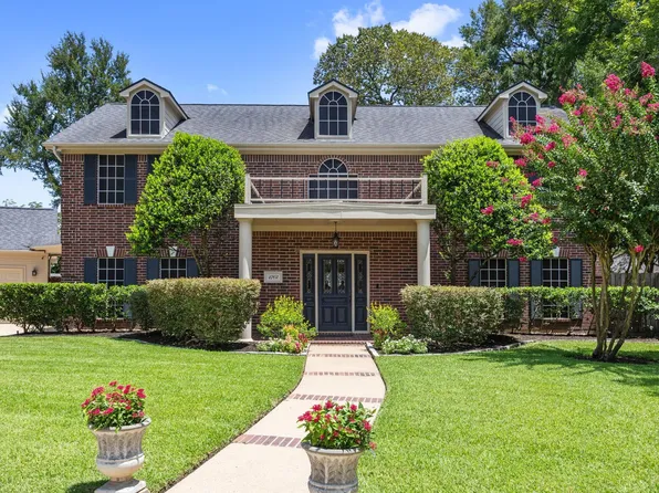 1703 Wyndale Ct, Richmond, TX 77406
