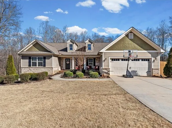 470 Katherine Dr, Jefferson, GA 30549