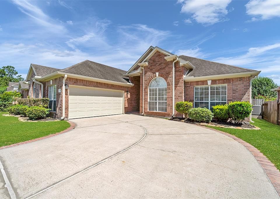 1st image of 8219 Sports Haven Dr