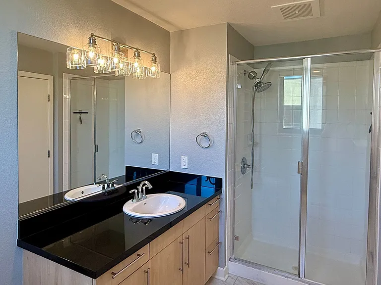 88 Bush St #4215 — Photo 8