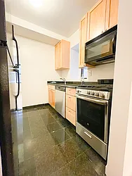 Rented by Urban Real Estate Inc